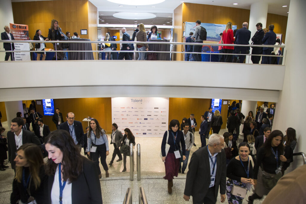 how-to-organize-corporate-events